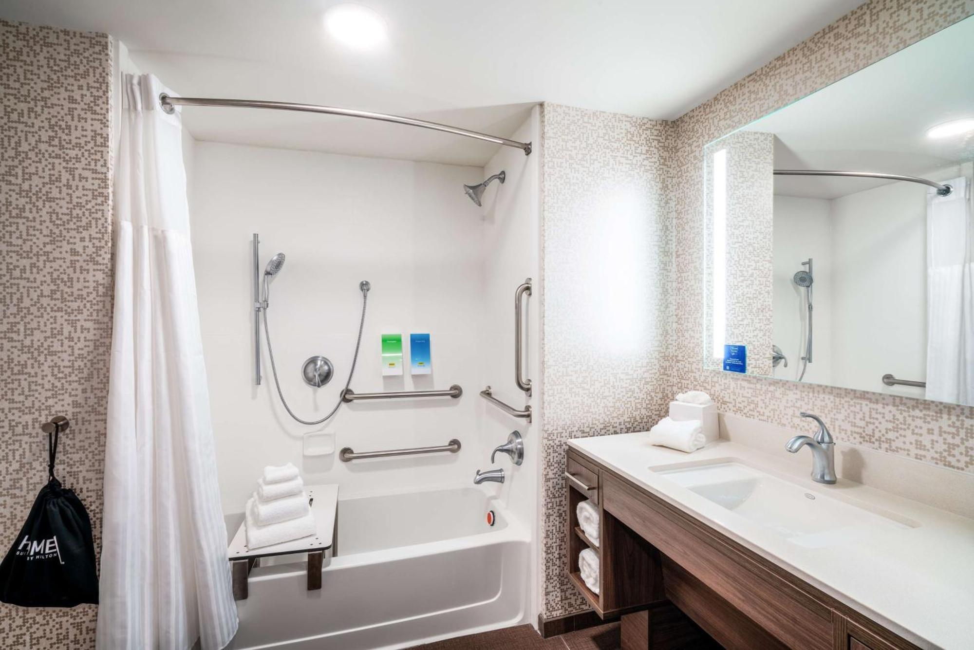 Home2 Suites By Hilton Brunswick Εξωτερικό φωτογραφία